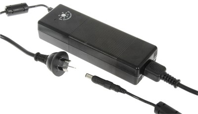 UNIVERSAL POWER SOLUTIONS HIGH-POWER 132W UNIVERSAL LAPTOP CHARGER FOR BIG LAPTOPS