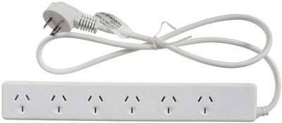 GENERIC/SUPPLIER BRAND (INFERRED) RELIABLE 4-WAY POWER BOARD WITH OVERLOAD PROTECTION