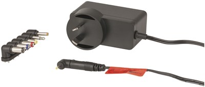 GENERIC/OEM (ASSUMING NO SPECIFIC BRAND PROVIDED) SLIM 5V DC 3A POWER SUPPLY WITH 7 INTERCHANGEABLE PLUGS